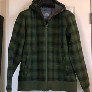 Men’s North Face jacket